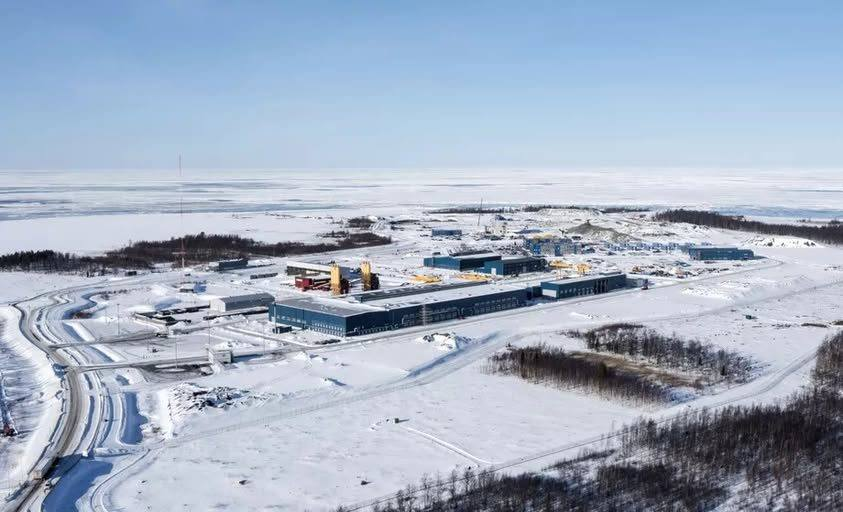 PYHÄJOKI UPDATE: Russians out, Yanks in 🔄⚛️

2015: "We're building with Rosatom! 1200 MW of Russian love!"

2022: Russia invades Ukraine
Fennovoima: "End contract. Anyone want to buy a lightly used nuclear power site by the sea? Views included."

2026: Westinghouse steps in

The