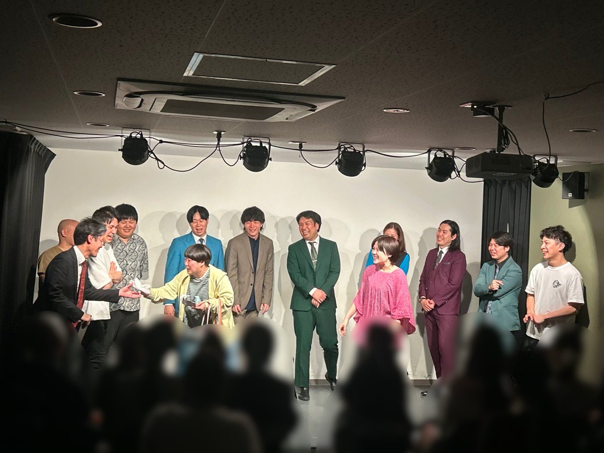 ライブ制作 phantom tweet media