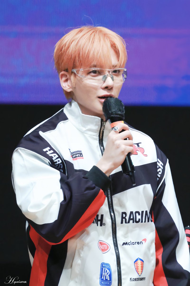 Hyuniverse tweet media