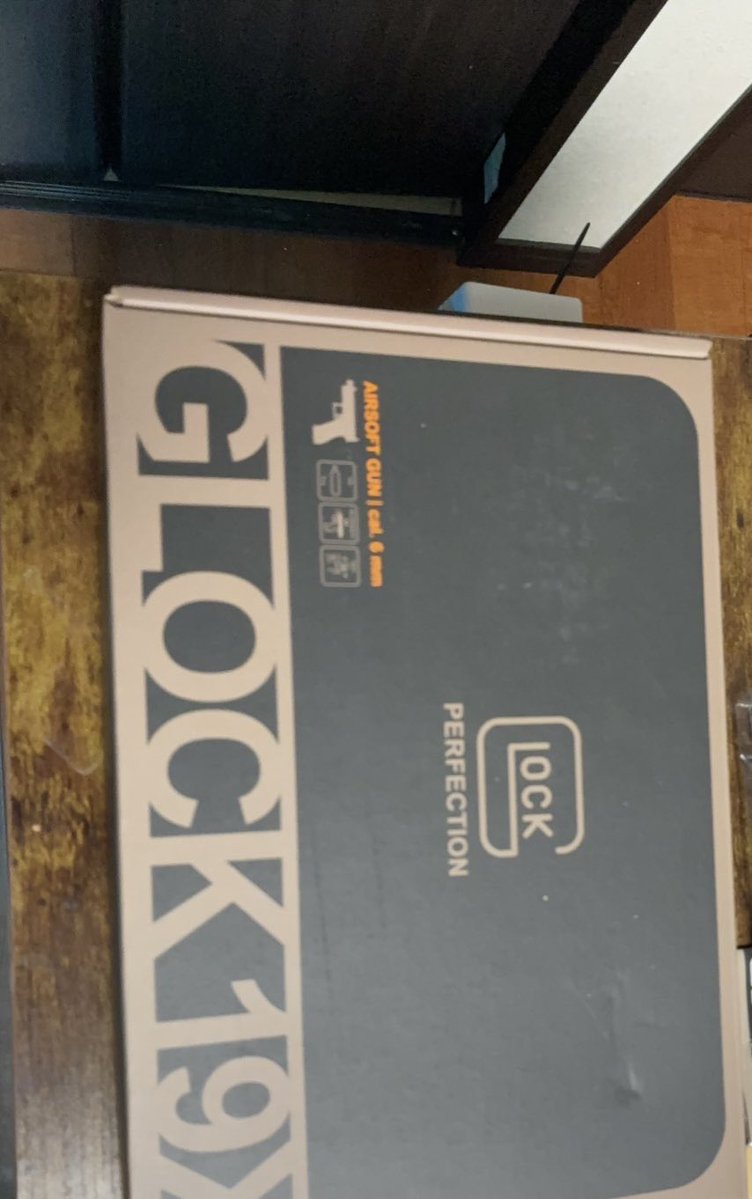 apex_koeda_eri's tweet image. BatonのGLOCK19X買いました✌️
 #Baton
 #GLOCK19
 #サバゲー