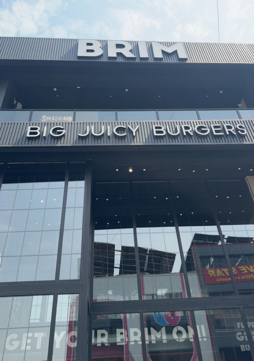 Manahil Khan tweet media