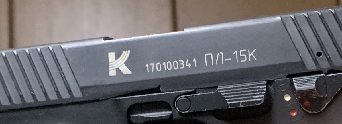 シュークリーム tweet media