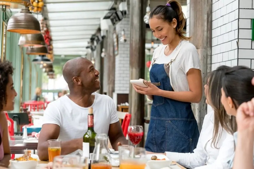 restauranttrend's tweet photo. The Hiring and Staffing Dividend: How People Power Restaurant Profitability https://t.co/nrBfZJPJEF https://t.co/RnCNYzCy4f