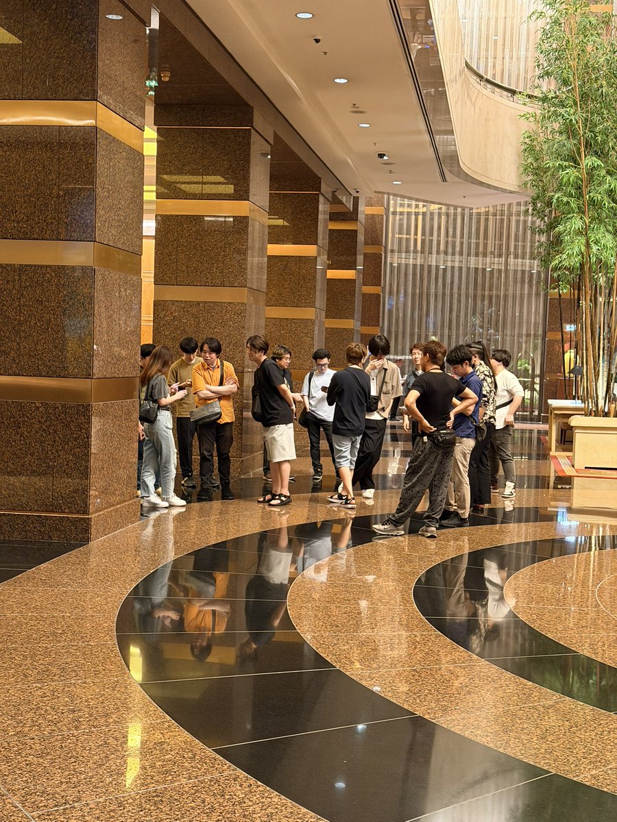 わたなべひろゆき tweet media