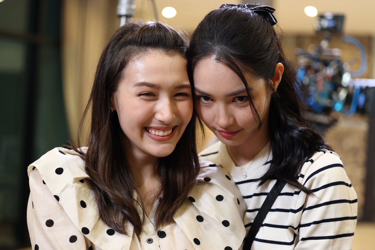 SheBee_iPr tweet media