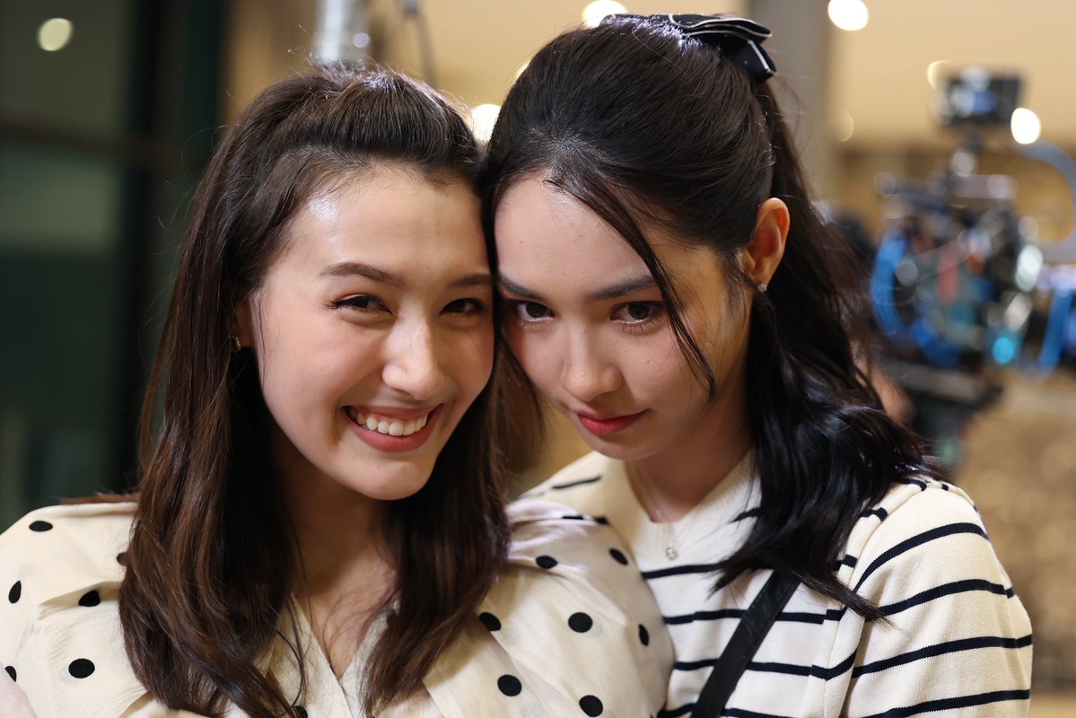 SheBee_iPr tweet media