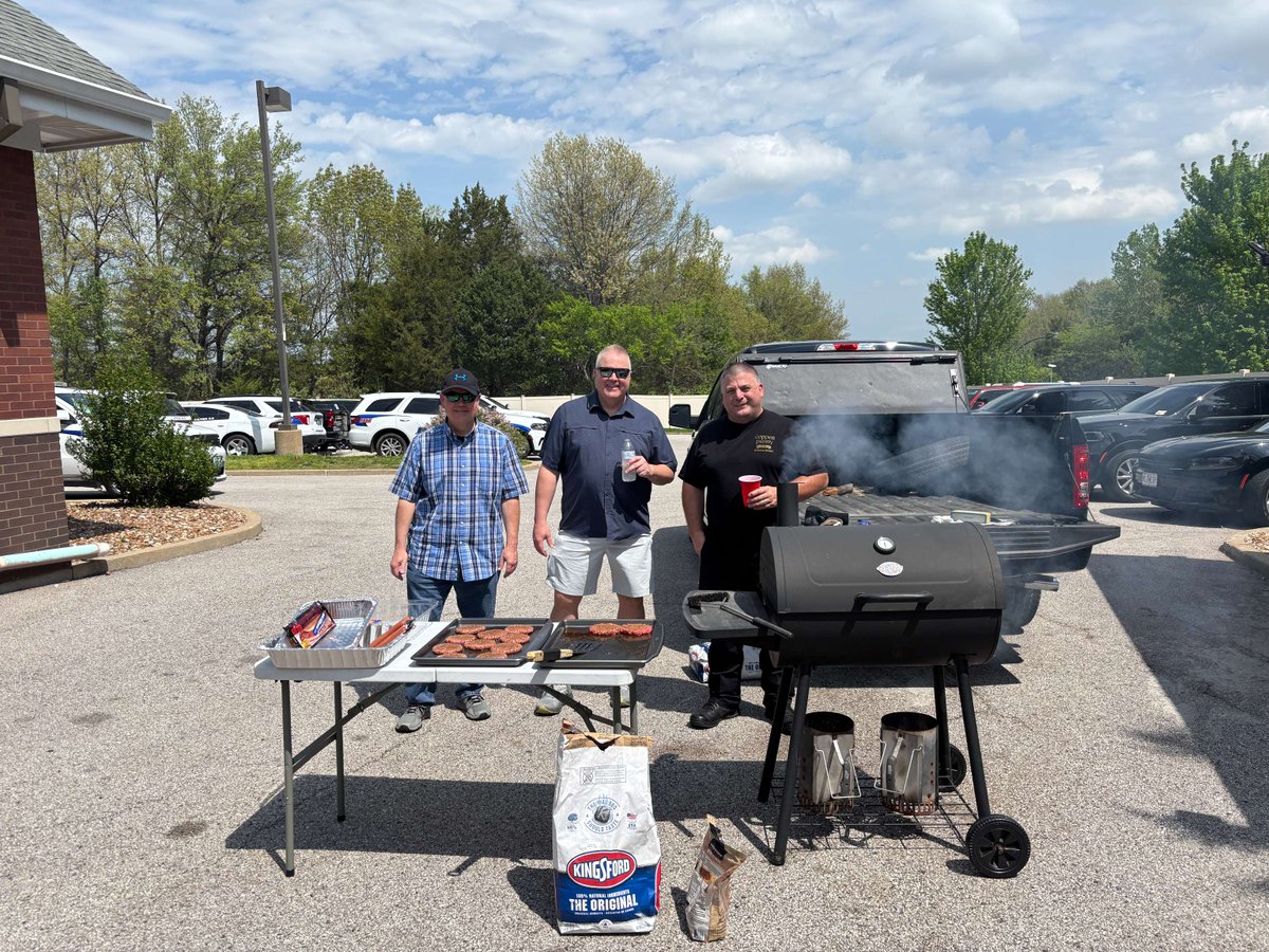 Lake Saint Louis Police tweet media