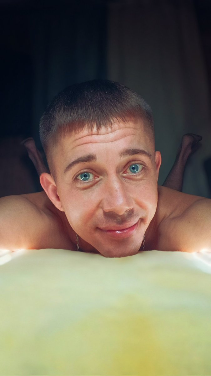 Neal Caffrey tweet media