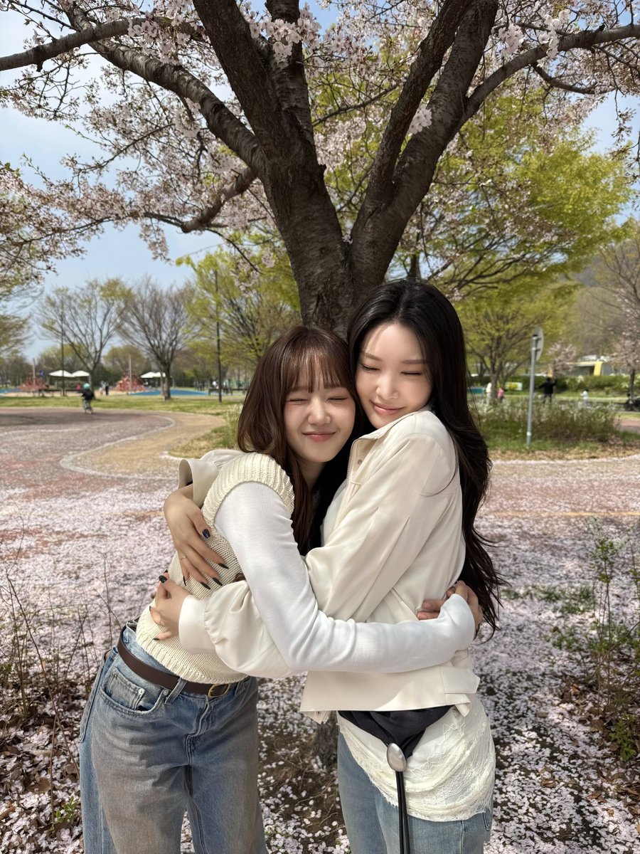EVERYDAYCHUNGHA tweet media