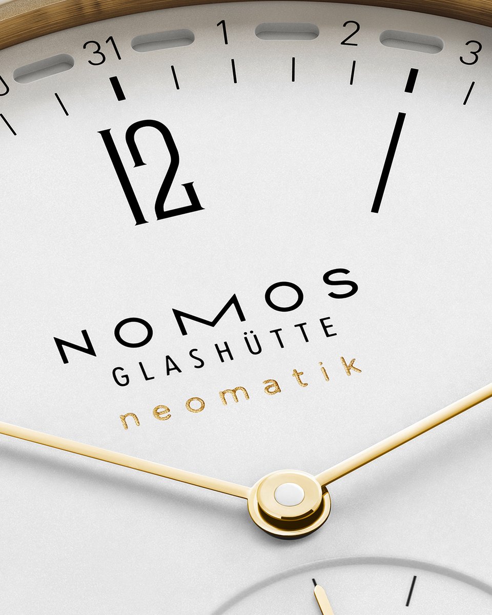 nomosglashuette's tweet image. This year, we introduced our patented Update complication in an 18-karat #gold #watch for the first time. In #Tangente gold neomatik 38 Update doré, this classic appearance is enhanced by golden hands.

Powered by the automatic caliber DUW 6101. 

nomos-glashuette.com