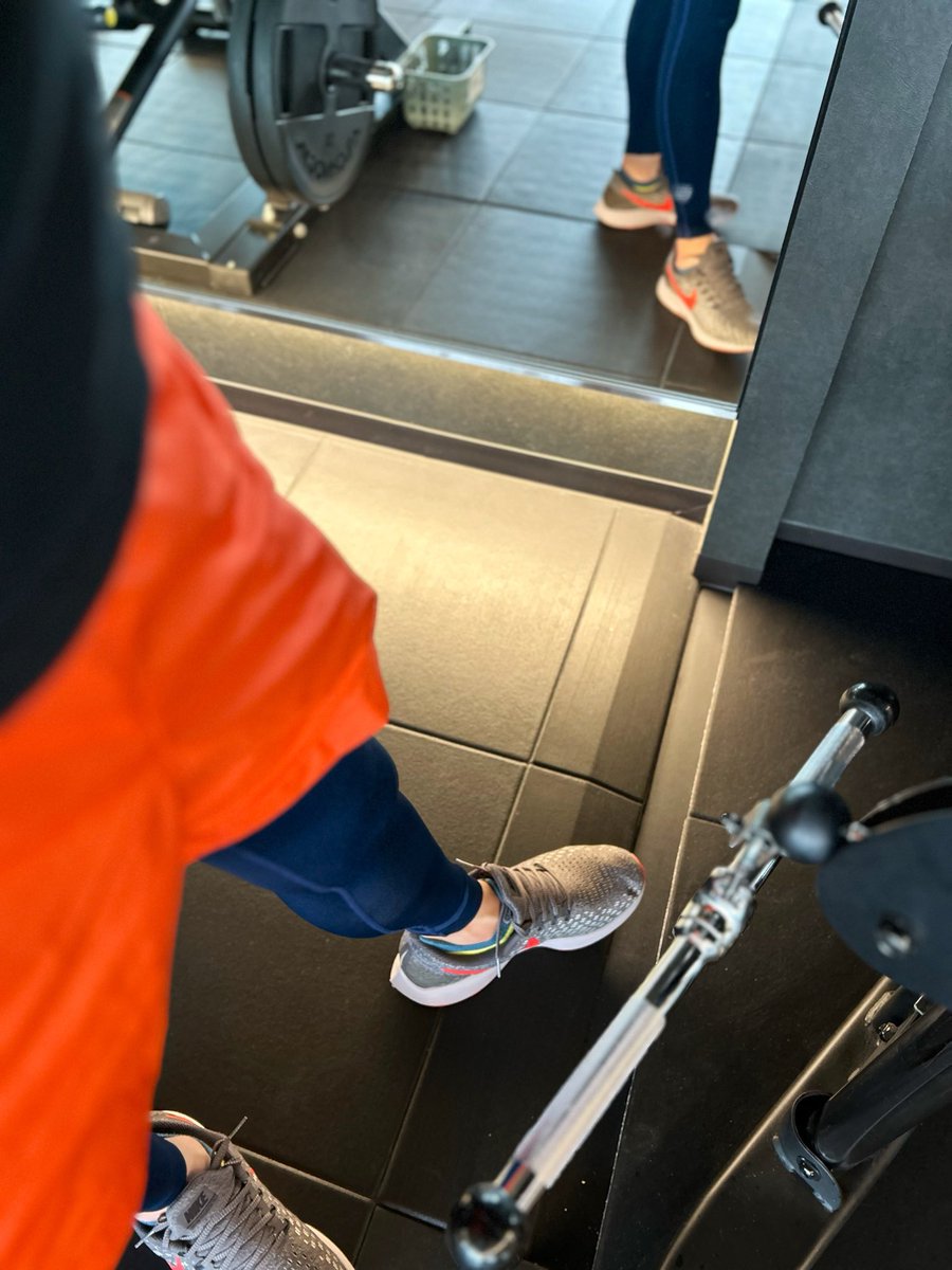 S70780880's tweet photo. 今日は、朝からジム行ってきた💪🏼💪🏻💪
汗もかいて少しはストレス発散できたかな。

#筋トレ
#筋トレ好きと繋がりたい
#うつ病
#うつ病生活 https://t.co/7fKWLNyFEh