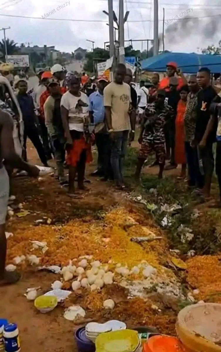 DEMAN005 tweet media