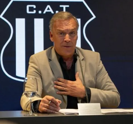 davidscavuzzo's tweet image. #Talleres y los balances en base a la inversión en Juveniles de la era Fassi

✅En base a los datos de los balances con ventas de jugadores de inferiores se obtuvieron 32 millones de dólares 
🟰Monto que iguala lo que se invirtieron en inferiores del club albiazul durante 11 años