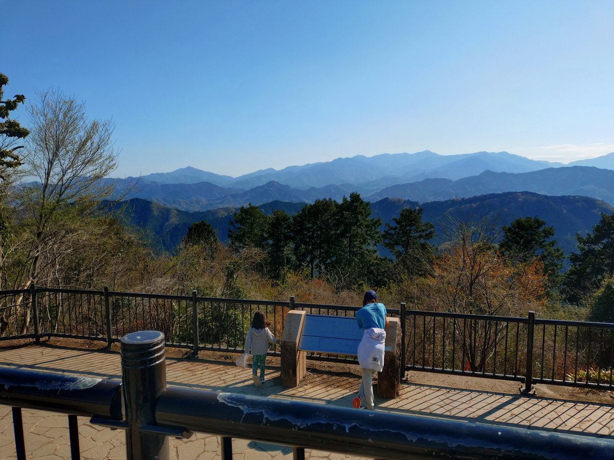 あかつき tweet media