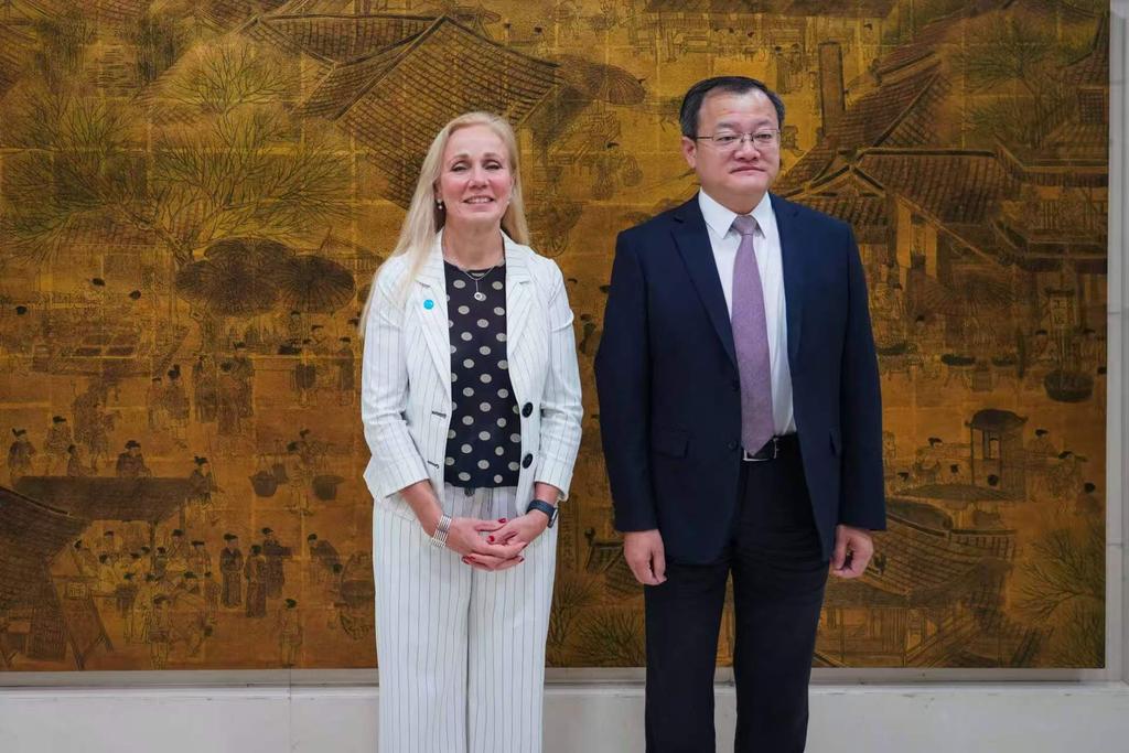 Ama Sande (桑爱玲) tweet media