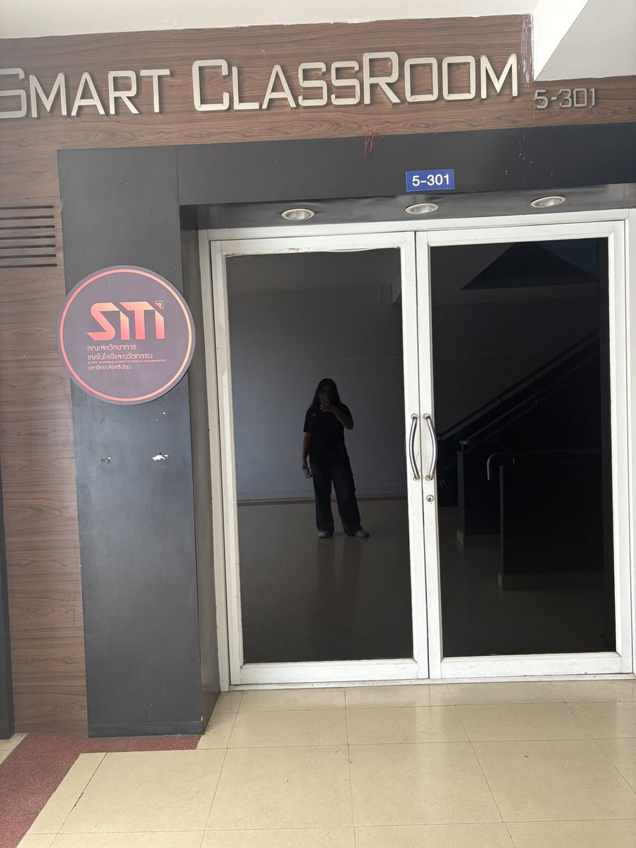 โป๊ยเซียน tweet media