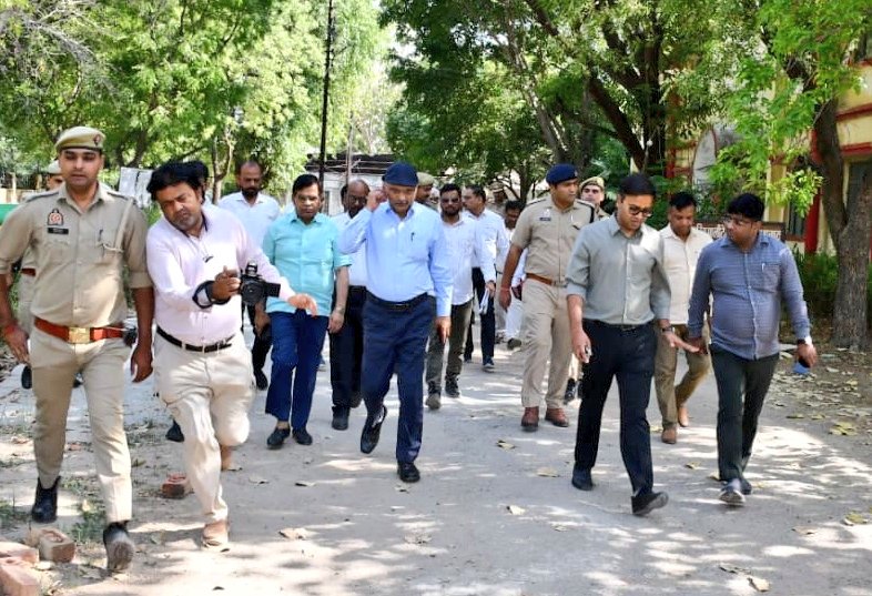 Divisional Commissioner Agra tweet media