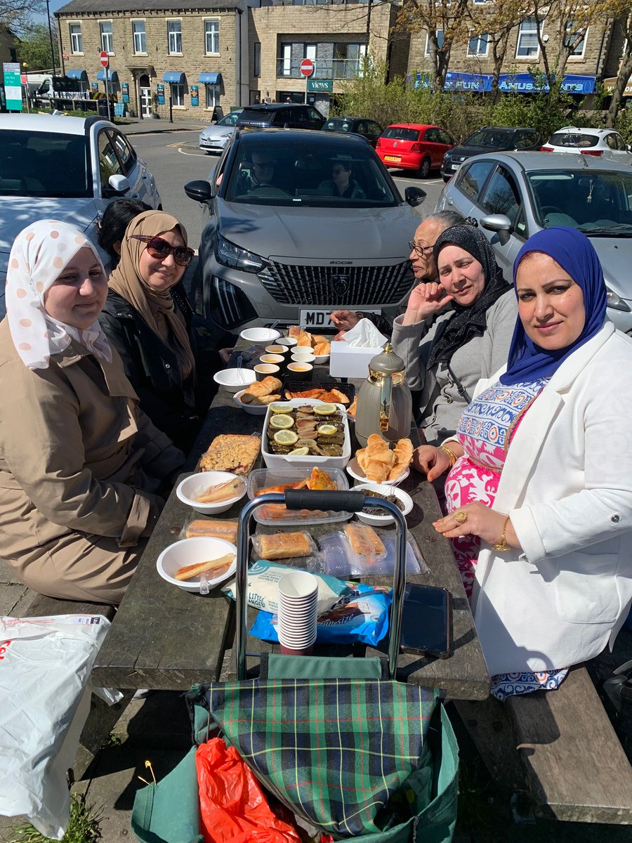 Empoweringeduc3's tweet photo. Sunshine, good vibes, and even better company at Hollingworth Lake for our Walk for Wellness! Steps, laughs, and a picnic – we had it all! Can’t wait for our next one!
#Rochdale
#EmpoweringEducation
#WalkForWellness  #StepIntoWellness https://t.co/g0lT4cYCZx