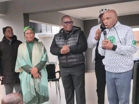 Cadre Lerato Nguyi tweet media