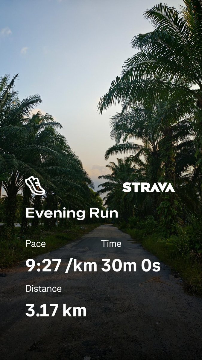 encikmeor4life's tweet image. Ke mana ni
Ke mana lagi yok ke sana
Ke mana ni
Bumi laut atau udara
Ke mana ni
Rempuh saja tembok membara
Apa yang sia sia
Usah beria ia ya

#hustledemihasil #run #funrun #bukanrunnertapinaksihat #Larilah #weekdaysrun #RunningThreads