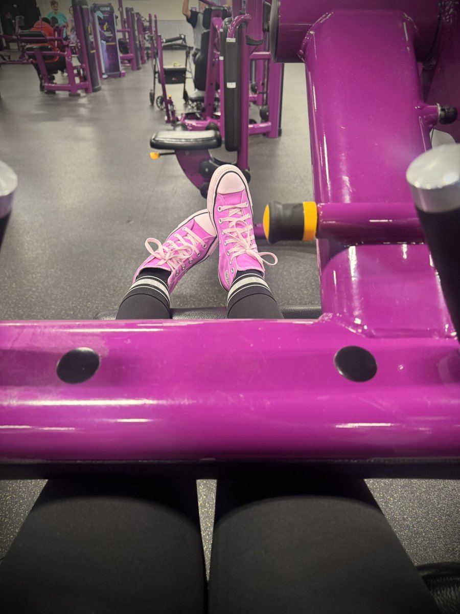 Miss Amber (Empress Amber’s New account) tweet media