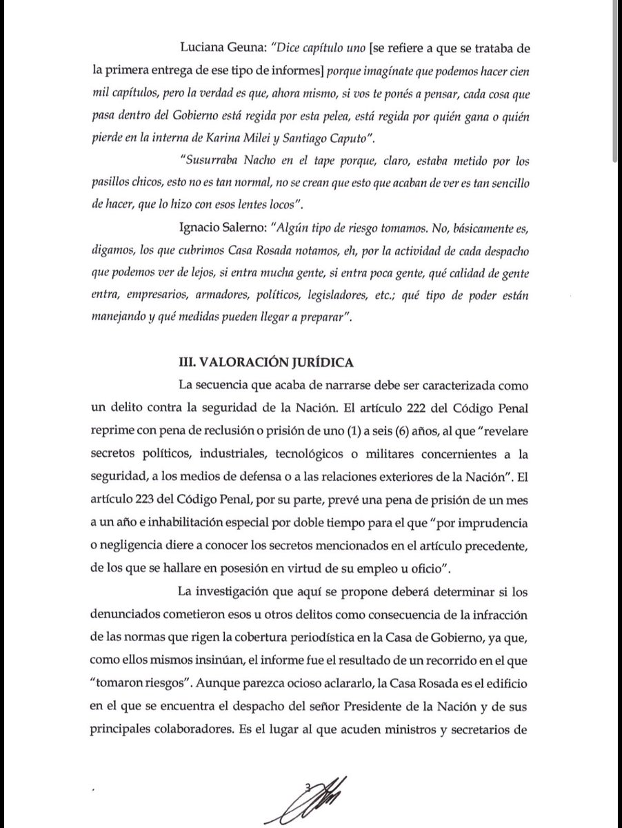 Ya que veo que algunos no conocen las razones por la cual se cancelo la entrada de periodistas a la Casa Rosada, acá les dejo la denuncia que hizo la Casa Militar por el espionaje que realizó unos periodistas de TN, al filmar espacios que no fueron autorizados y con medios de
