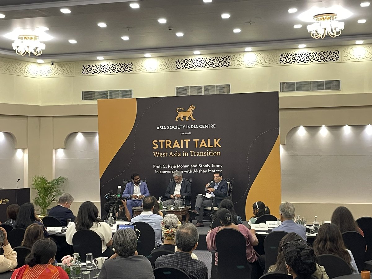 journalistreyaz's tweet photo. Almost house-full at the Portico Hall of @TajBengal for the @AsiaSocietyIC’s #StraitTalk: #WestAsia in Translation with @MohanCRaja and @johnstanly as speakers (focus on Iran crisis). https://t.co/fRJw8sciZr