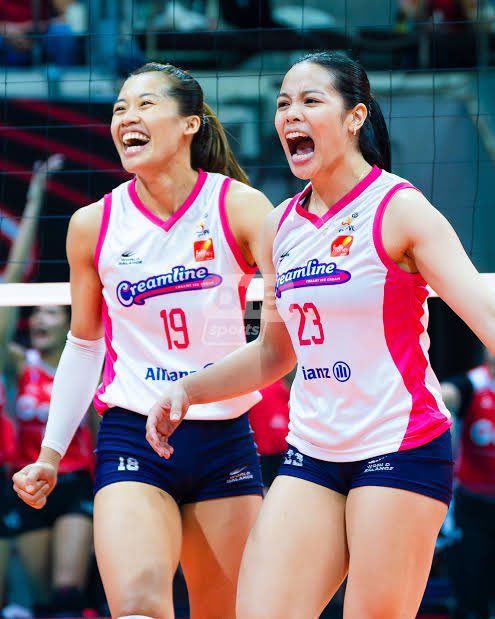 GALAPONS— TRIPLE DOUBLE PERFORMANCE IN THE FINALS 💗🏆✨

Pons: 22 PTS  25 EXC DIG, 15 EXC REC 
Jema 12 PTS , 19 EXC DIG , 16 EXC REC #PVL2026