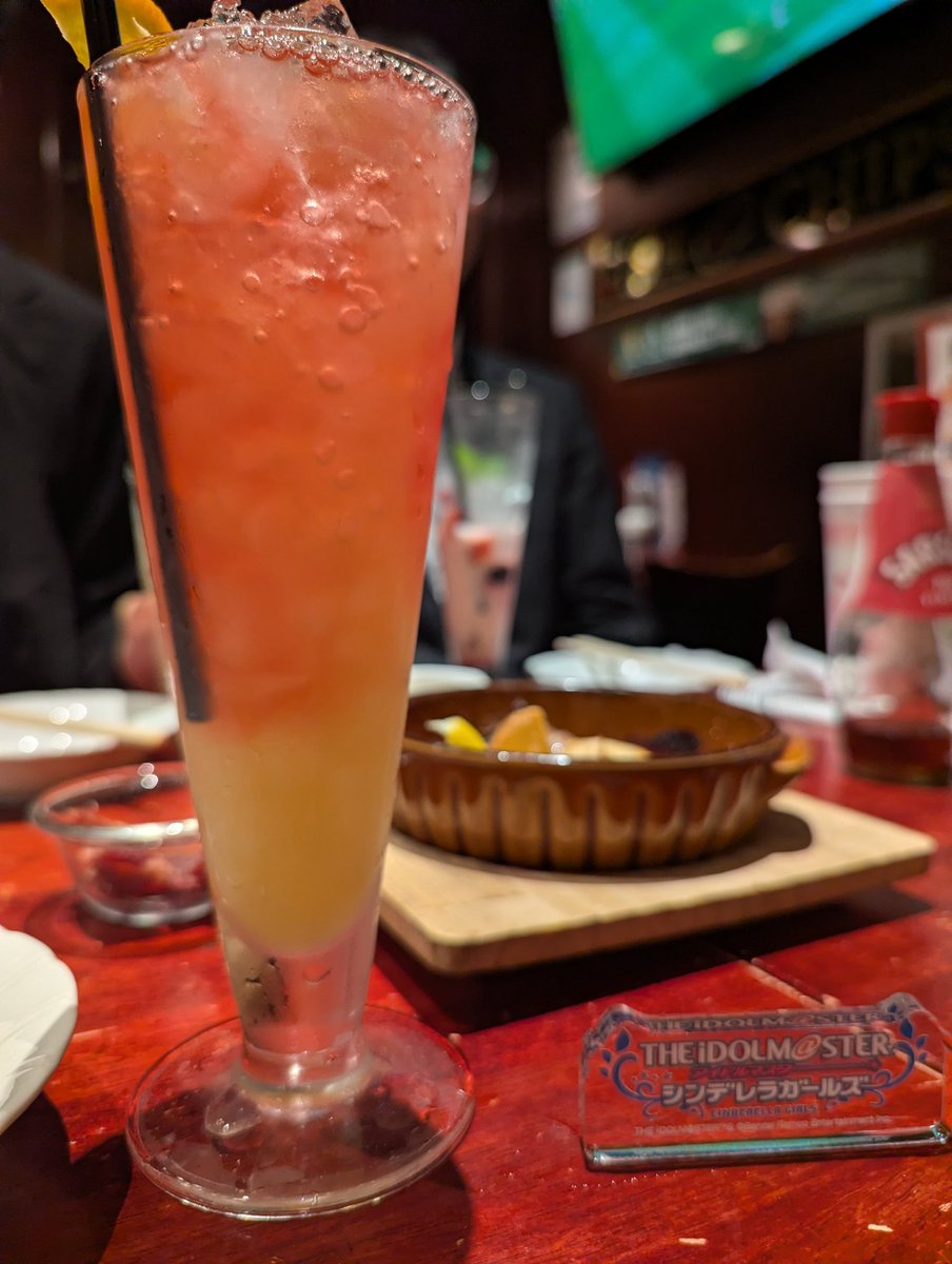 づっきー2(に) tweet media