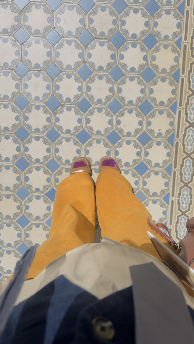 L_verlingue's tweet image. Grateful for the SPA event this year the galleries truly outdid themselves. It was an incredible space for networking, brainstorming new ideas, absorbing fresh techniques, and connecting with inspiring artists. ✨

#SPAEvent #ArtCommunity #Networking #CreativeExchange #Artists