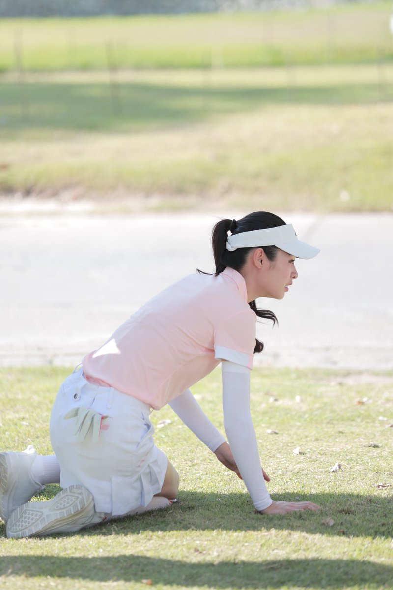 SheBee_iPr tweet media