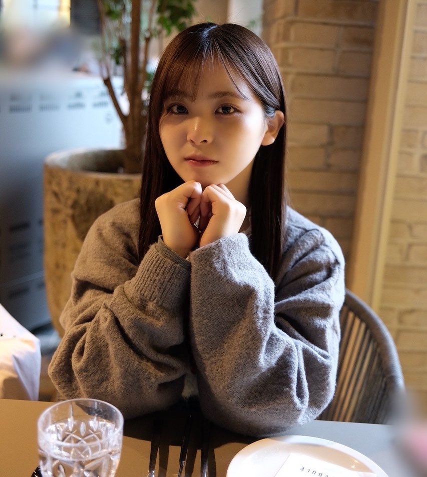 myon_221's tweet photo. 【ALT】

懐かなかった後輩はせんぱい依存性

 #みょんLT https://t.co/ha7JRyO3ap