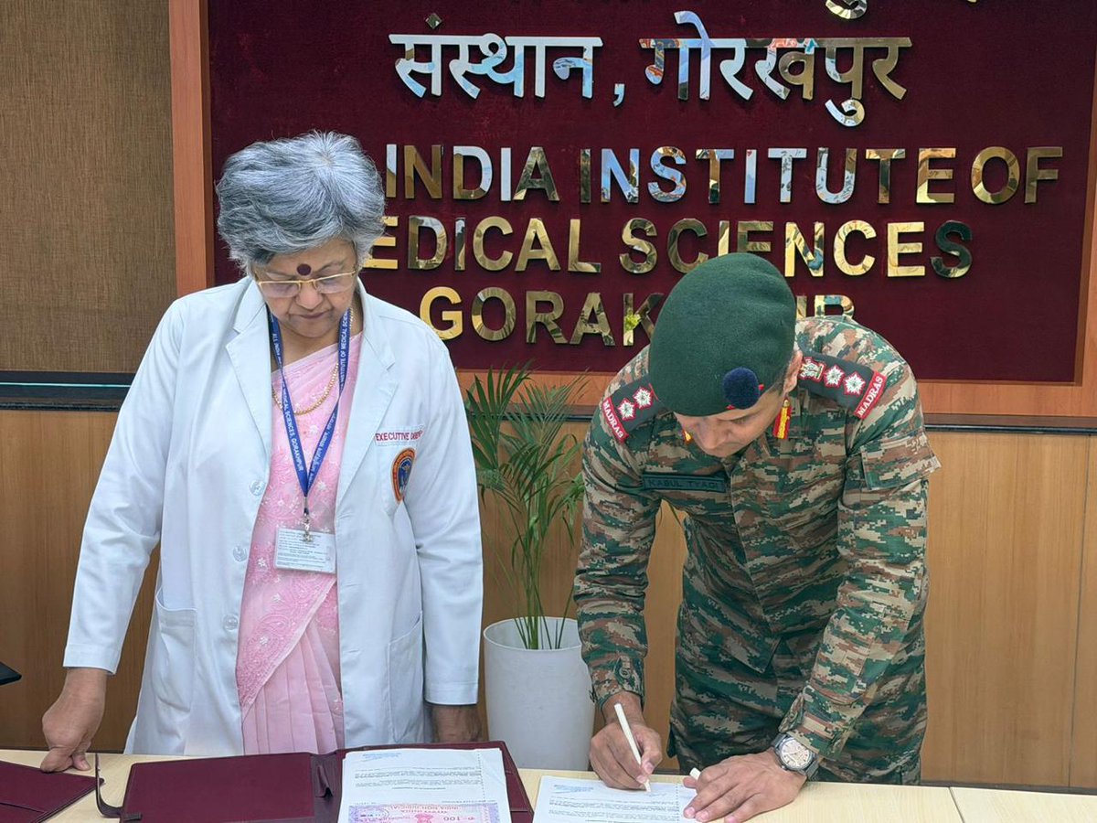 aiims_gkp's tweet photo. A new MoU was signed between ECHS & AIIMS Gorakhpur to ensure continuity of services. Maj Gen (Dr) Vibha Dutta, SM, Executive Director & CEO, and Regional Director Col Kabul Tyagi signed the MoU. Col Tyagi & OIC Lt Col Devender Tiwari also visited the OPD ECHS counter. Key issues on care & claim settlement were discussed.  @JPNadda @myogiadityanath @MoHFW_INDIA @ravikishann @CMOfficeUP @DrHeman26245445 @mpprataprao @AnupriyaSPatel