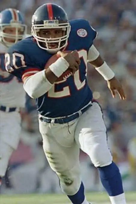 FootballFool72's tweet photo. @VinnysCorner1 Joe Morris https://t.co/BXf8ATrQQ4