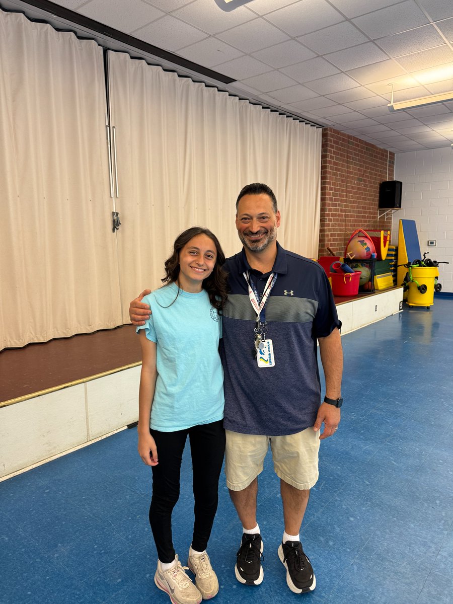 gchidiac211's tweet image. Happy Take Your Child to Work Day! Hope everyone has a great day! #studentsfirst @StaffordTwpEd