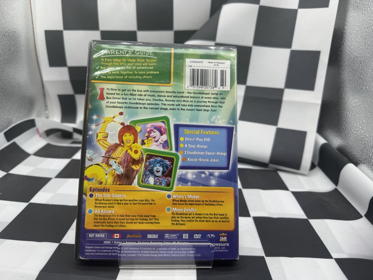 WilliamJGraham's tweet image. Check out Doodlebops - Get On the Bus (DVD, 2007) ebay.us/m/S3bu3g #eBay via @eBay 
"Doodlebops - Get On the Bus" is a children's and family TV series produced by Disney in 2007. The DVD features live-action and musical elements, with English subtitles available. The