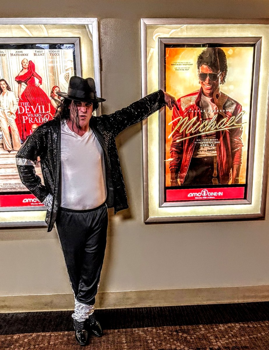 Tjbsr2317J's tweet image. What a night! What a Movie!! @RottenTomatoes you should be ashamed of yourselves.🖕🏼There was nothing but Cheers &amp;amp; Applauds in my Auditoriums for #Michael🎤🔥👏🏼Get out and see it this weekend @AMCTheatres $AMC #APE #atAMC #shareAMC @charligiirl 😉