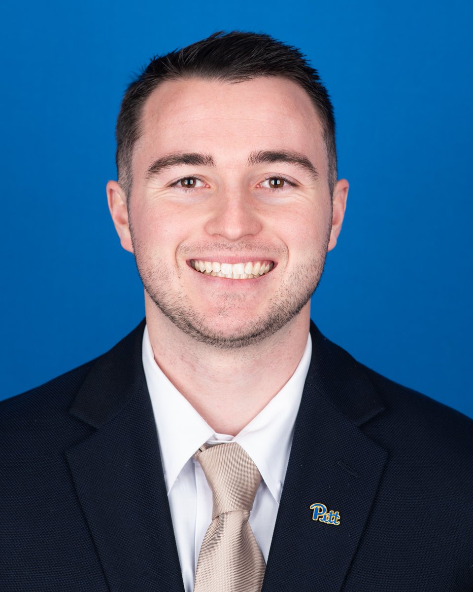 CoachDuzzPittFB's tweet photo. Happy Birthday to an important member of our staff, @jhfloyd1_! Enjoy your day! #H2P https://t.co/luIPdbEJtw