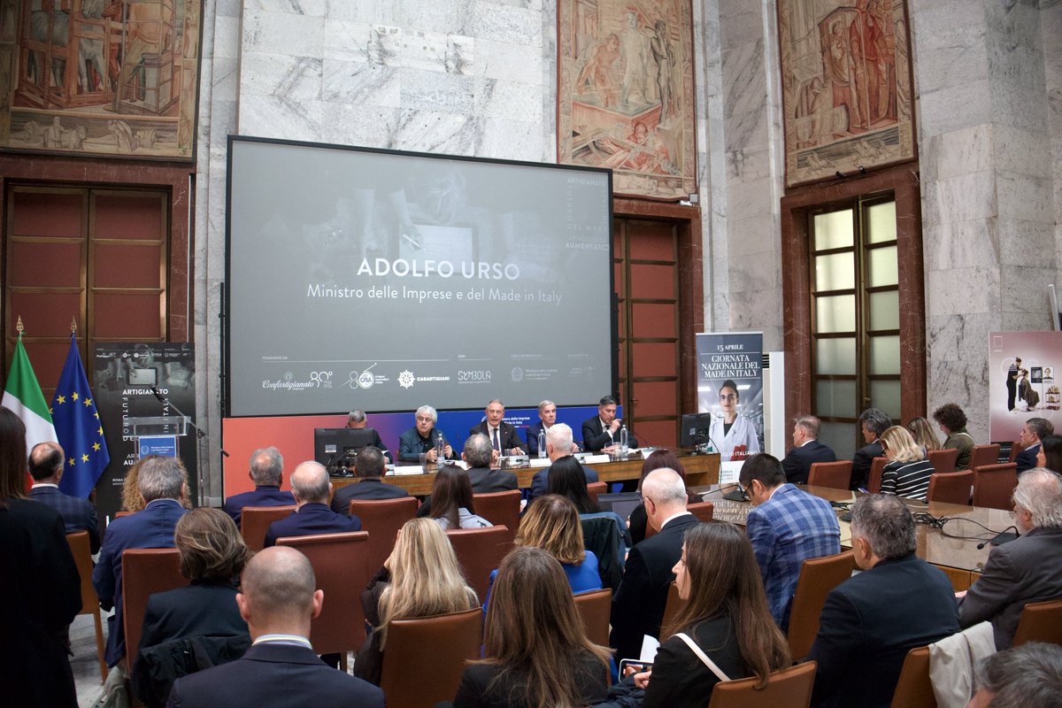 adolfo_urso's tweet photo. Oggi al @mimit_gov sono intervenuto all’evento ‘Artigianato, futuro del Made in Italy’, promosso da @confartigianato, @cnanazionale, Casartigiani e @SymbolaFondazio.
L’#artigianato italiano è da sempre sinonimo di #qualità riconosciuta in tutto il mondo. Tutti conoscono e apprezzano il bello, buono e ben fatto delle nostre produzioni artigianali, capaci di integrare #sapienza manuale, #design, #sostenibilità e #tecnologie digitali. Valorizzare competenze e identità significa rafforzare competitività e creare lavoro. In questa direzione vanno la legge annuale sulle PMI e la prossima riforma della legge sull’artigianato: crescita, innovazione, aggregazione tra imprese e ricambio generazionale come leve di sviluppo.
