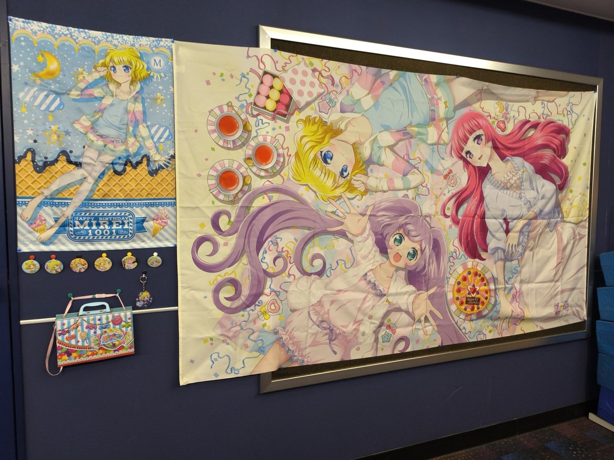 🦐、ススス4章最高でした〜！！！レディスパと紙スパ
私物コーナーあって草でした