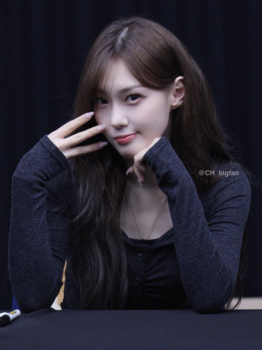 260423

𝙻𝙾𝚅𝙴 ♡

응원해 줘서 고마워요!!
준비 열심히 할게🔥

#채롬레터
#케플러 #Kep1er #김채현  #CHAEHYUN #チェヒョン