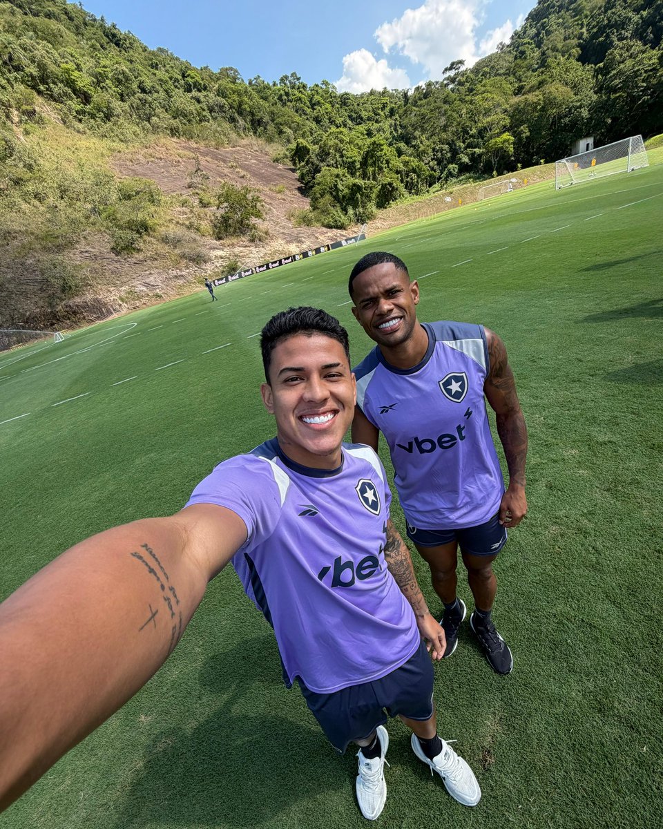 Bora iniciar mais uma preparação no CT! 🔥😁💪🏾 #VamosBOTAFOGO