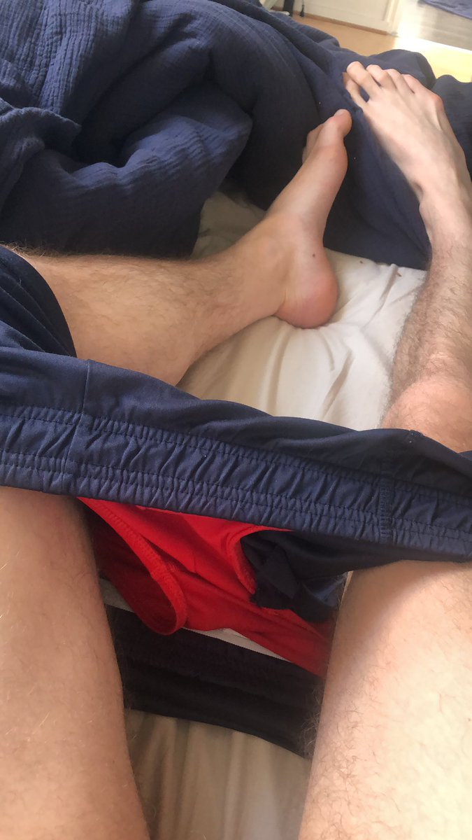 DedalusPaul69's tweet photo. the color of my undewear https://t.co/SrZwAZo6SL