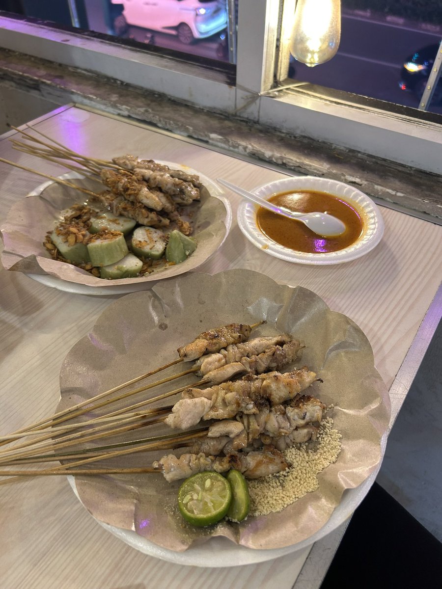 🐻🐻 tweet media