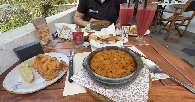 Pato Bonato tweet media