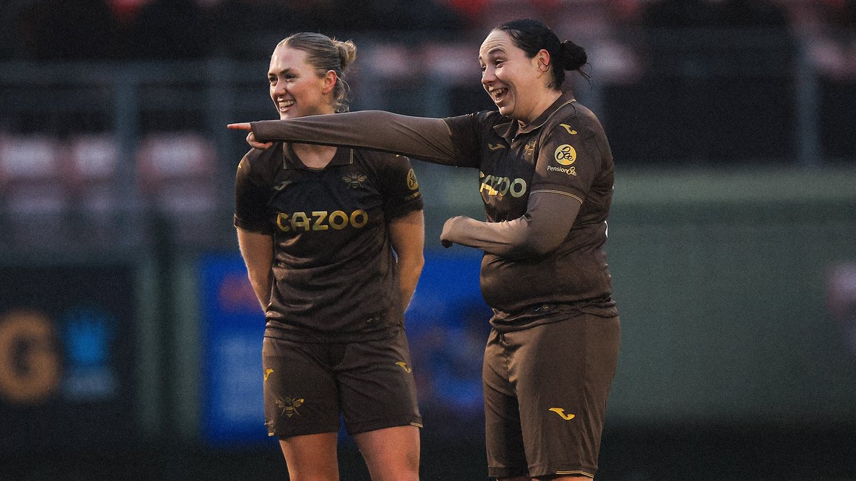 BrentfordFCW's tweet photo. Some of our favourite photos from our 16 league wins so far 🫶

Ready to add one more against Millwall on 3 May 😤 https://t.co/EKUytbRC6O
