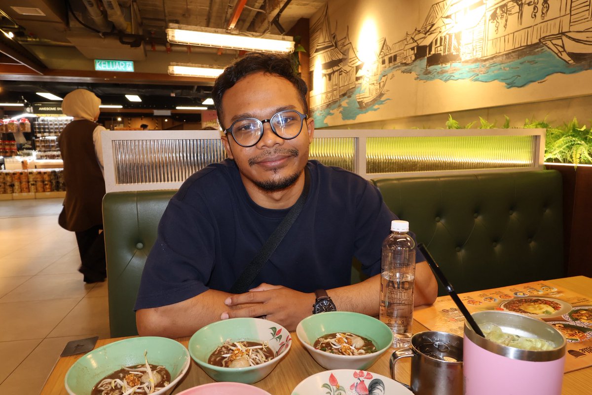 hhanahraf's tweet photo. dating dengan husband jap https://t.co/TmuUxiwxl9