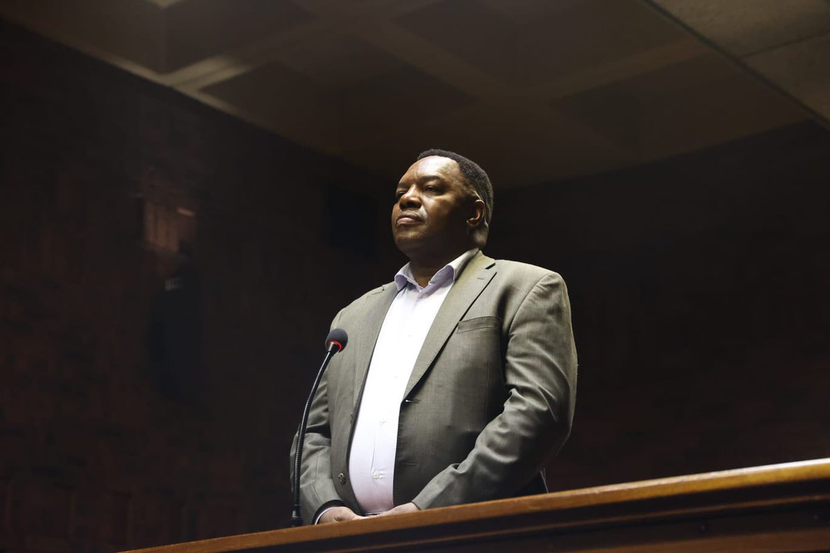 Koena_xM's tweet photo. BREAKING | President Ramaphosa has placed Gen Fannie Masemola, on precautionary suspension. 
 
Lt-Gen Puleng Dimpane will be the acting national commissioner. @Sowetan1981 https://t.co/bK3POgdJSb