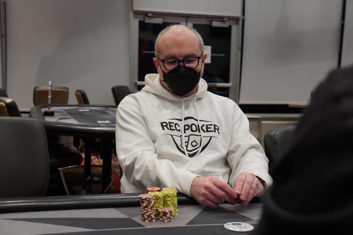 RecPoker tweet media