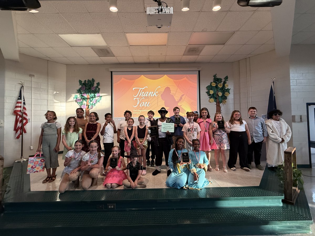 LexCounty_SD3's tweet photo. What an amazing evening showcasing the incredible talent of our B-L Elementary students at Wednesday night’s Talent Show! Congratulations to our overall winner, Alexavier Johnson (5th grade). Be sure to check out our Facebook page to see all of this year’s talented winners! https://t.co/VyZq05nnv6